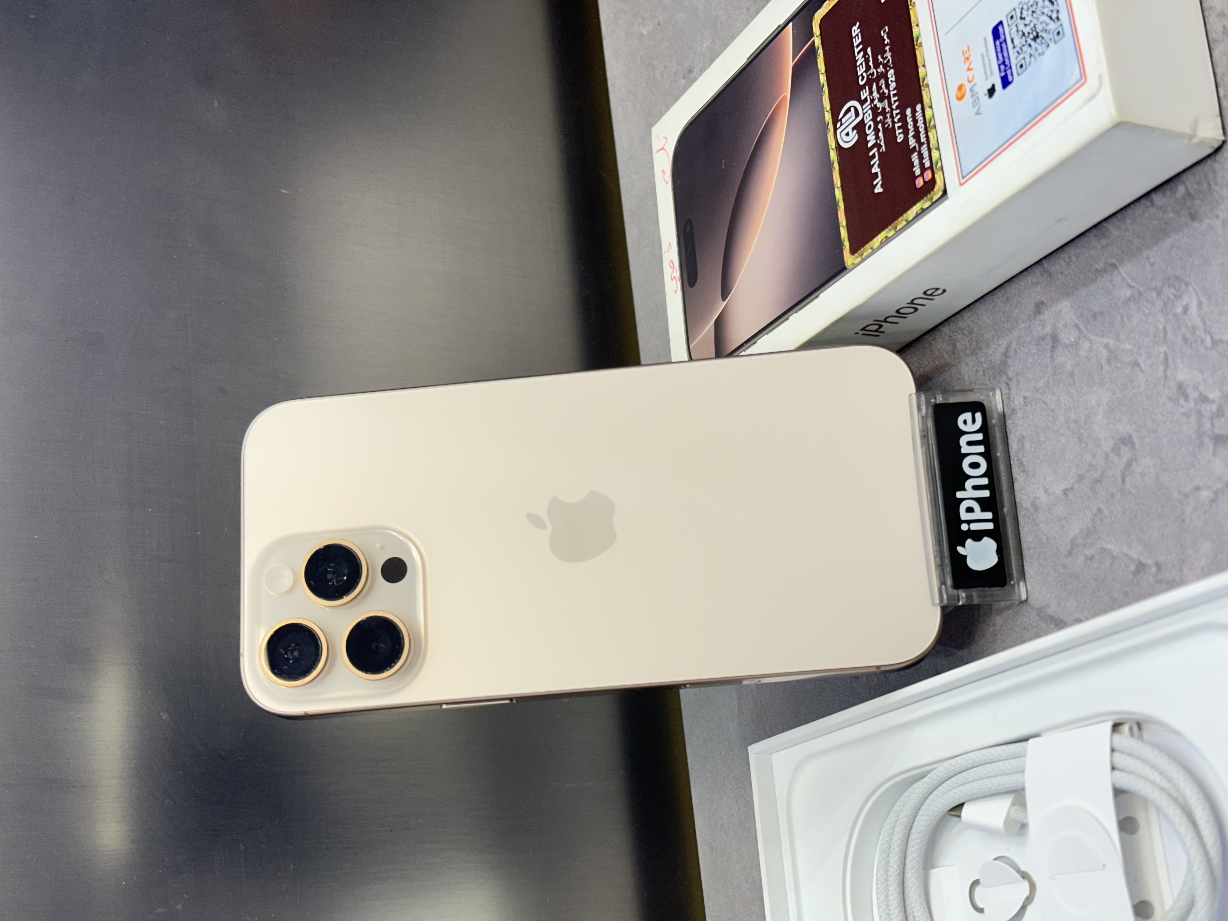 گوشی کارکرده اپل iPhone 16 Pro Max ظرفیت 256 گیگابایت ZAA در حد آکبند بدون رجیستری